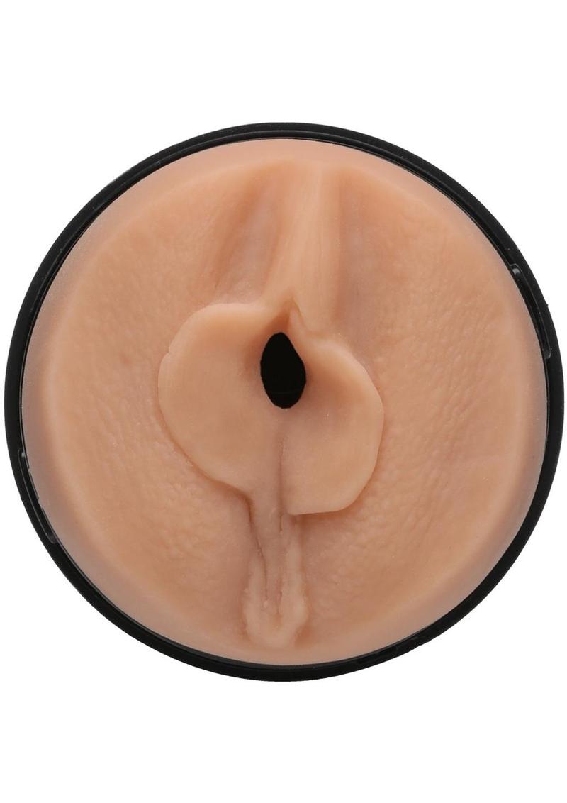 Main Squeeze Camgirls Bailey Rayne Pussy